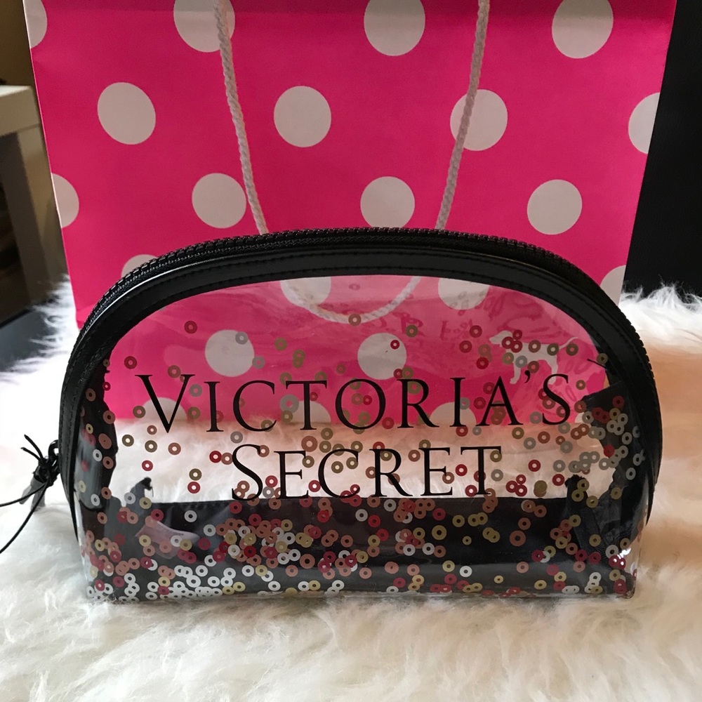 Brand new Victoria’s Secret cosmetic bag